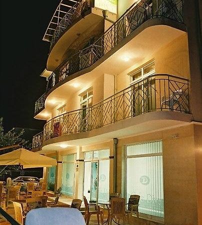 Hotel Diva Ravda Bagian luar foto