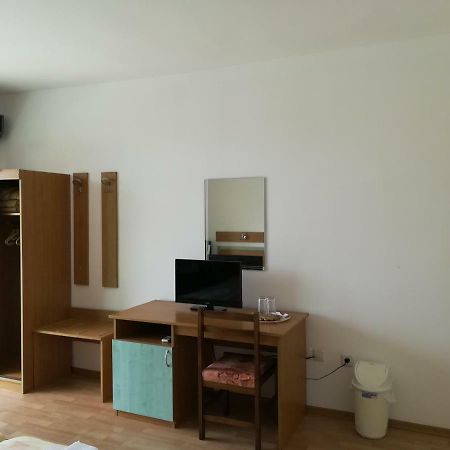 Hotel Diva Ravda Bagian luar foto