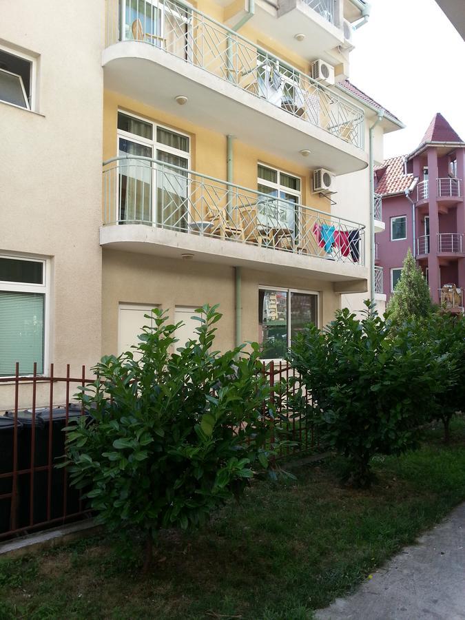 Hotel Diva Ravda Bagian luar foto