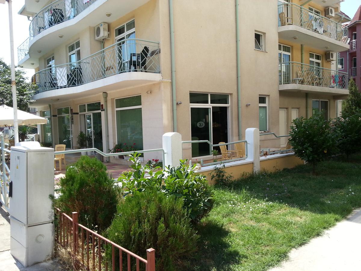 Hotel Diva Ravda Bagian luar foto